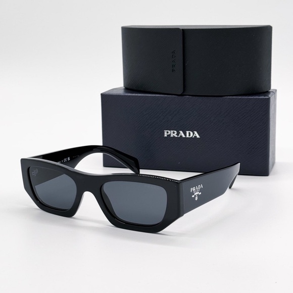 NEW PRADA PRA01S 1AB5S0 CAT EYE PRADA SUNGLASSES SPR A01 BLACK PR A01S - Picture 1 of 13